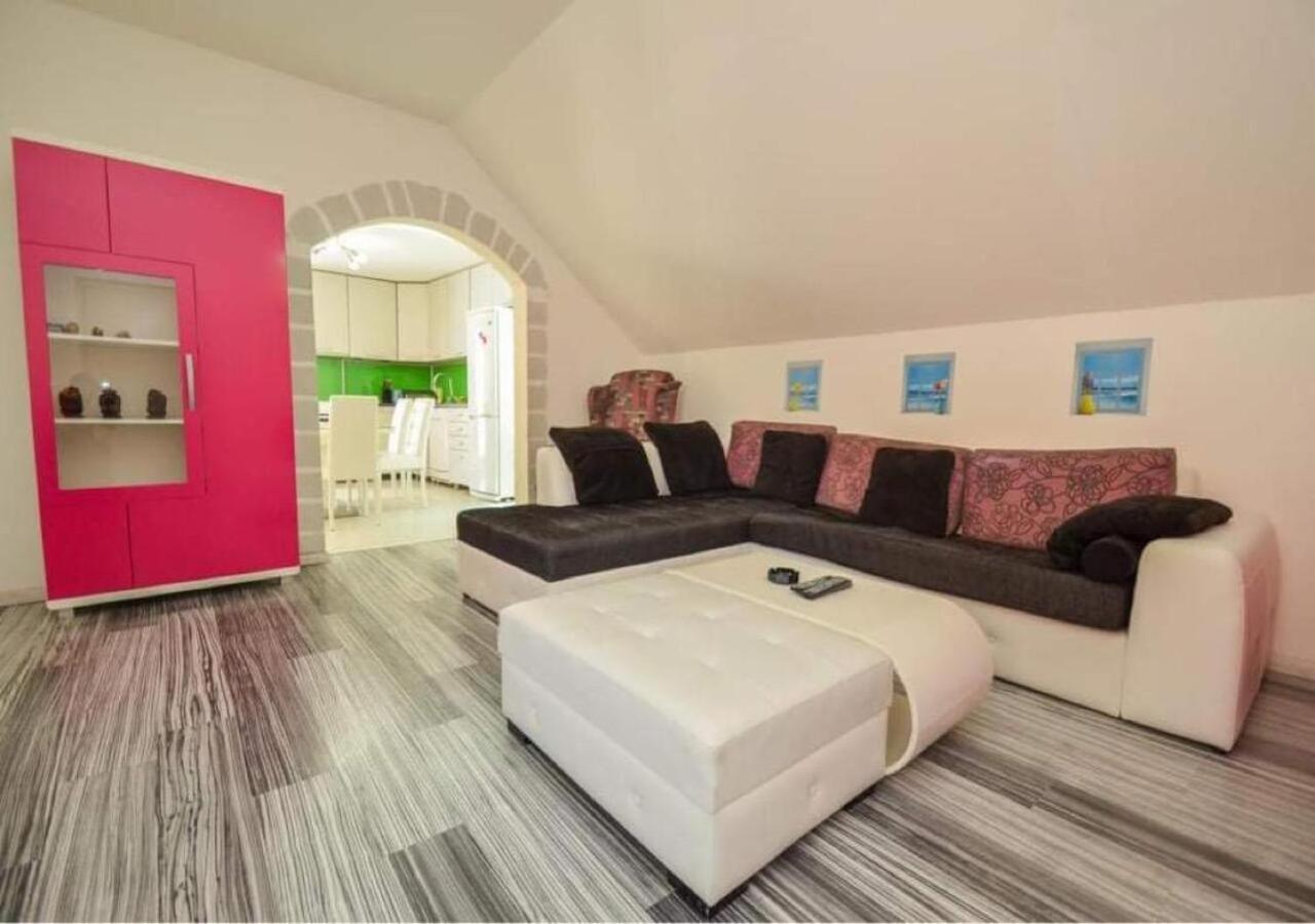 كوتور Sunstone Apartments المظهر الخارجي الصورة