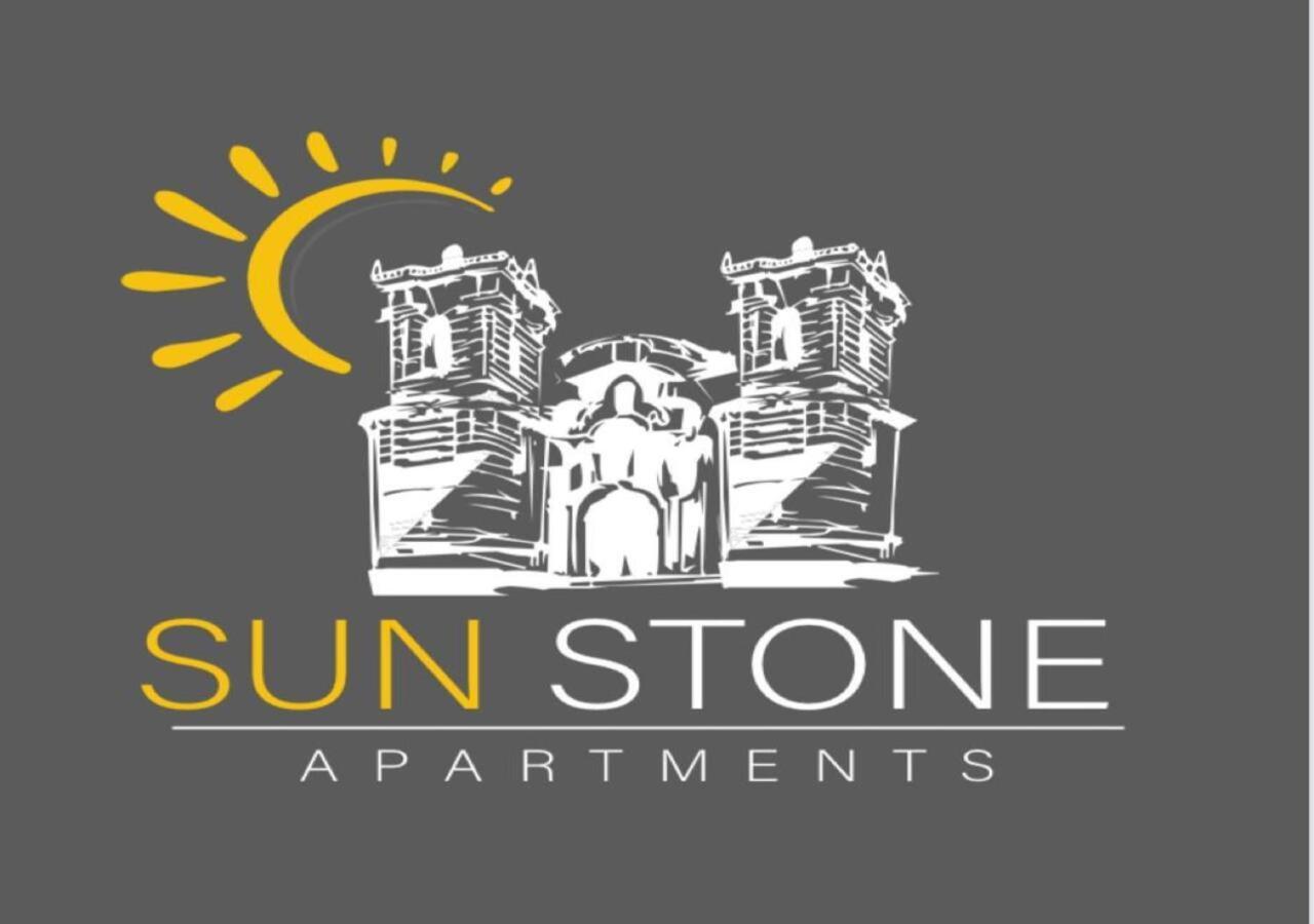 كوتور Sunstone Apartments المظهر الخارجي الصورة